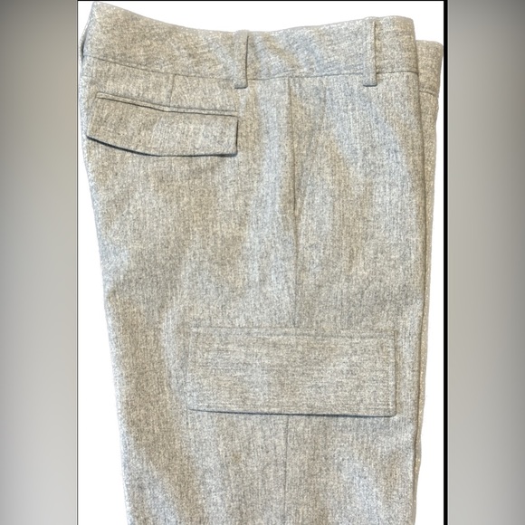 Banana Republic Martin Heather Gray Wool Wide Leg Cargo Capris 8 - Picture 4 of 8